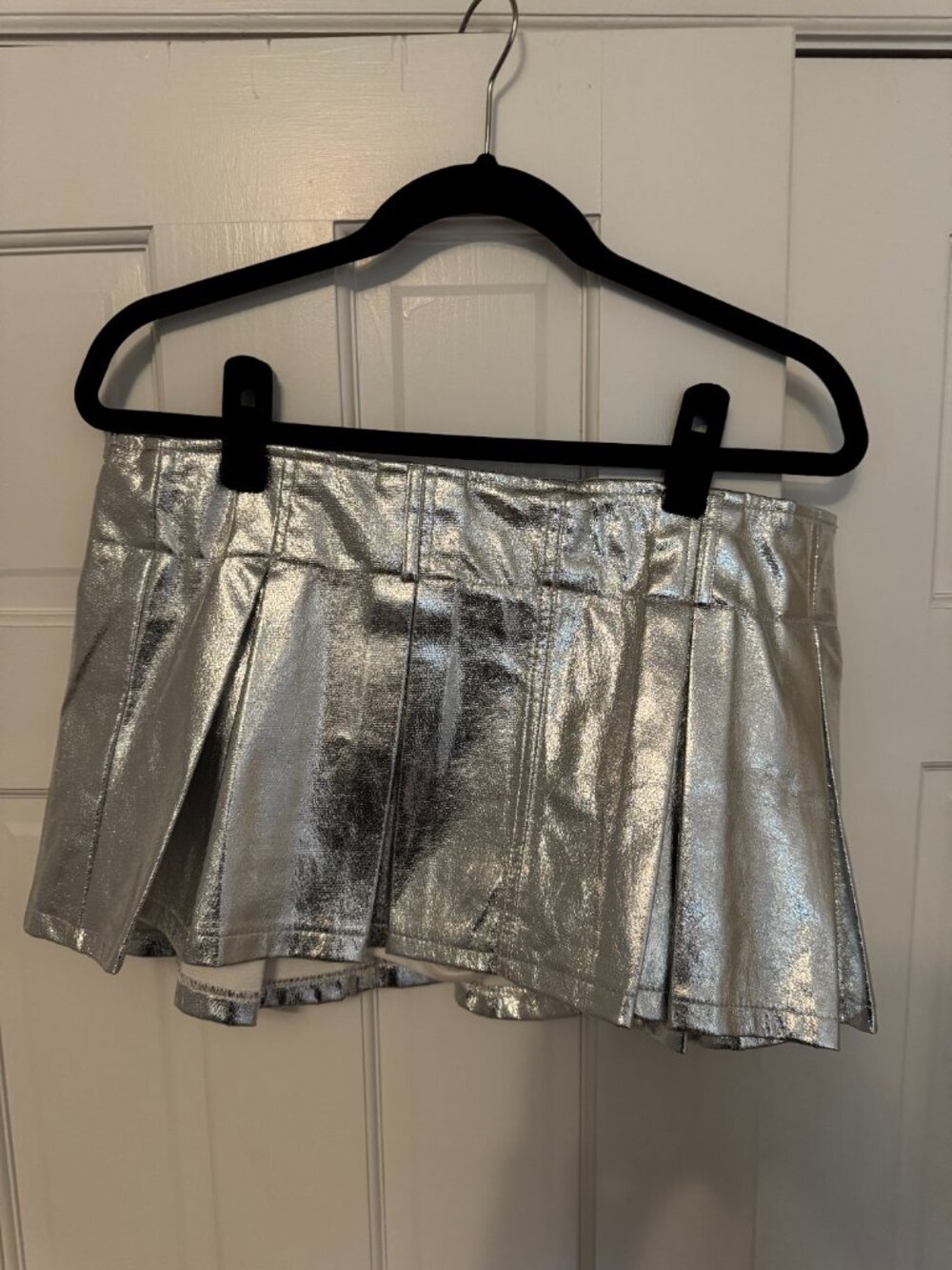 Fashion Nova "Fantasy Girl" Metallic Micro Mini Skirt silver XL - Picture 3 of 4